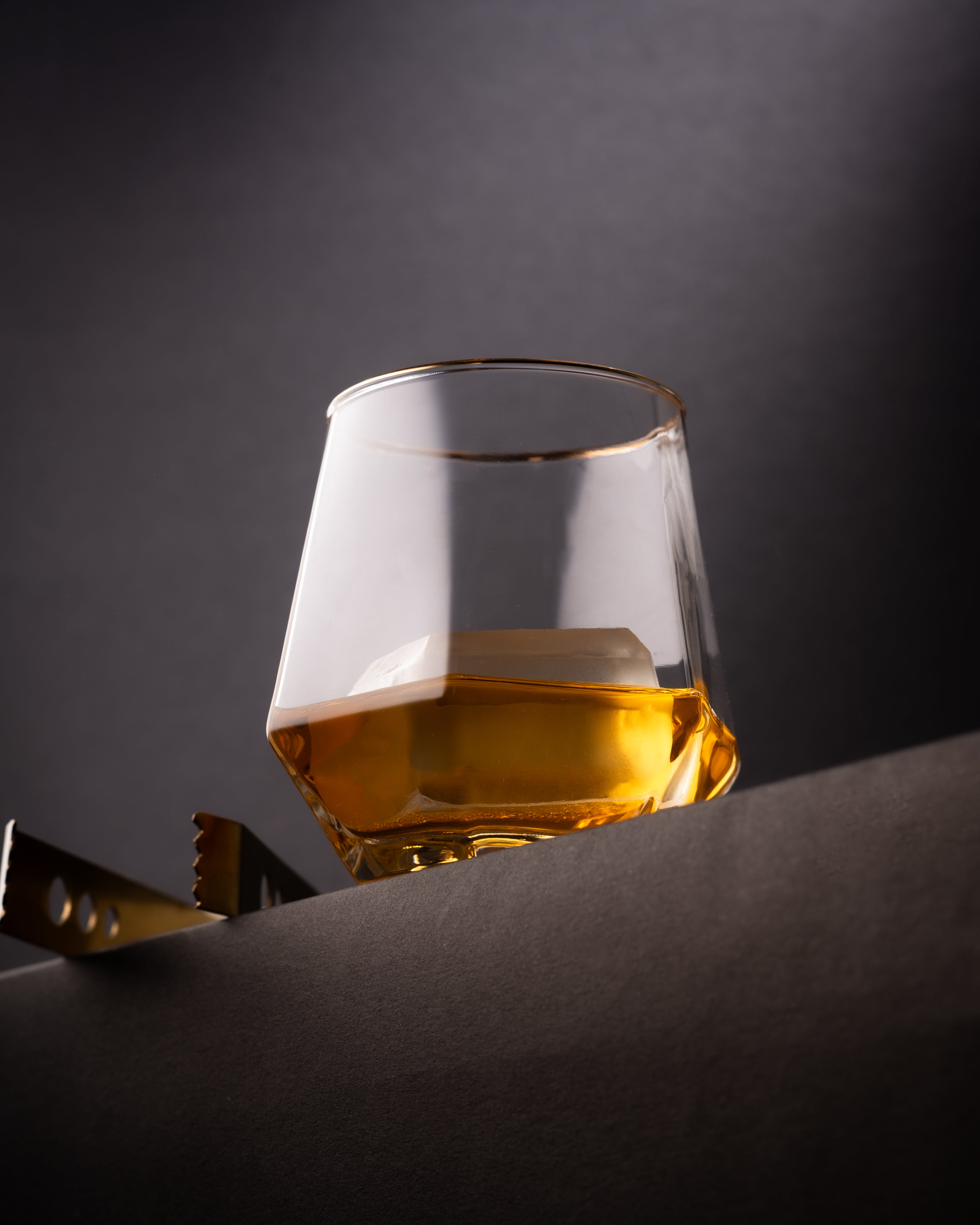 Car-O-Bar Tipsy Whiskey Glass | Crystal Clear with Gold Rim | Set of 6 | 330 ml