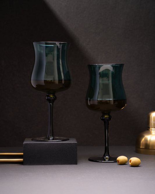 Car-O-Bar Ebony - III Wine Glasses