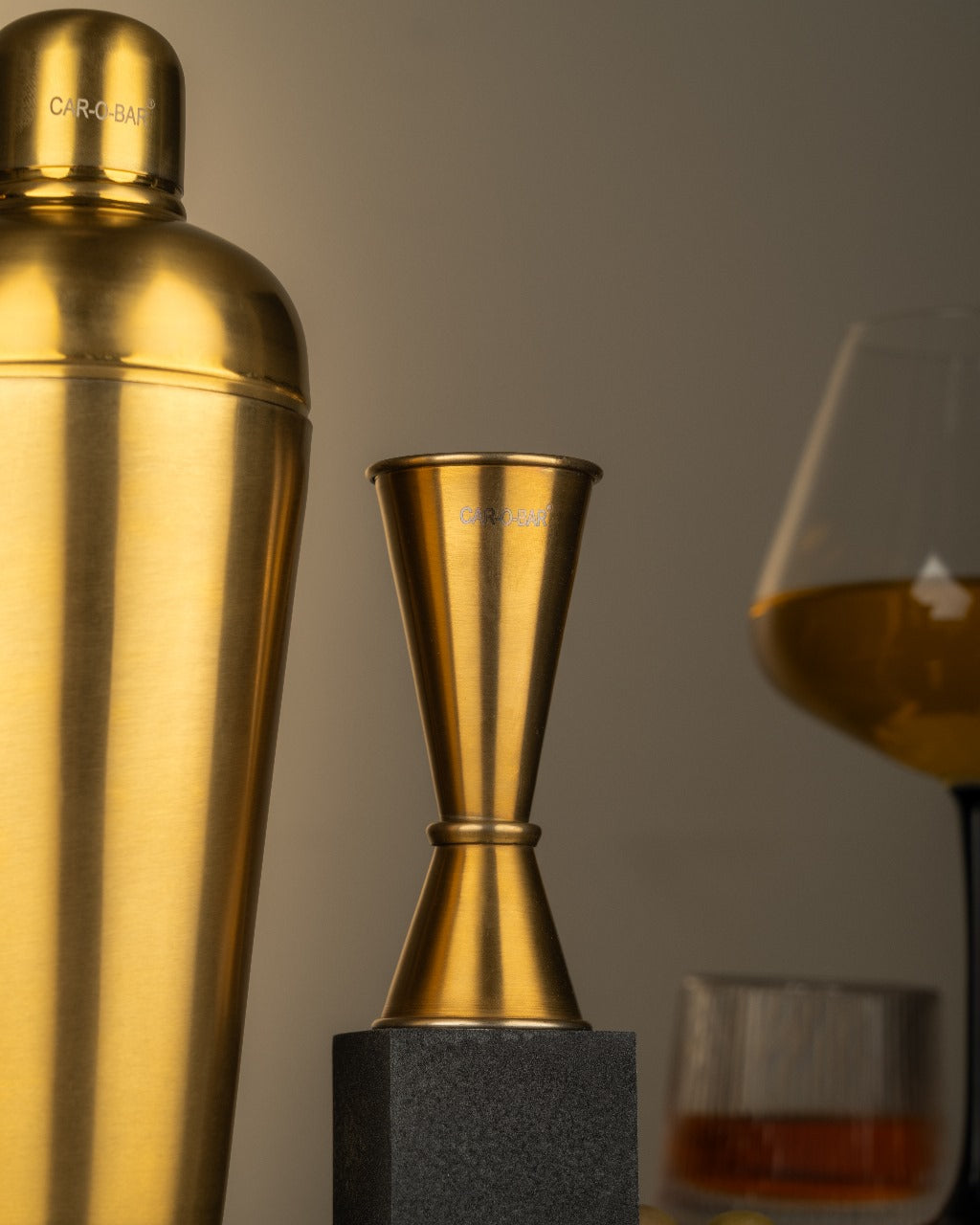 Car-O-Bar Premium Gold Barset with Stand